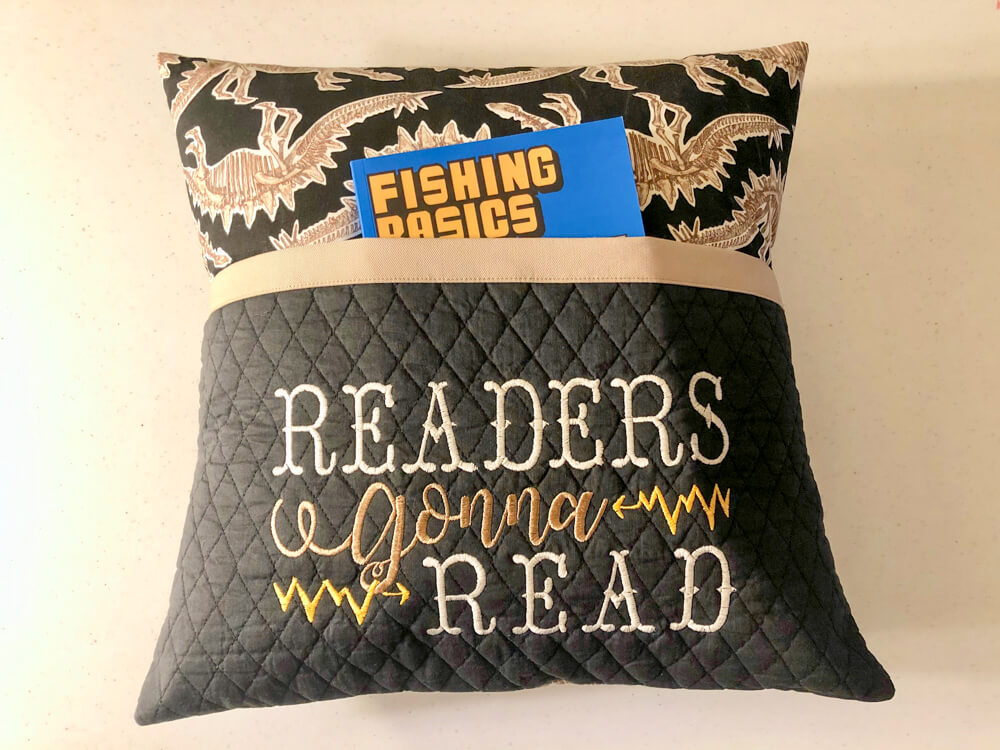 animal reading pillow